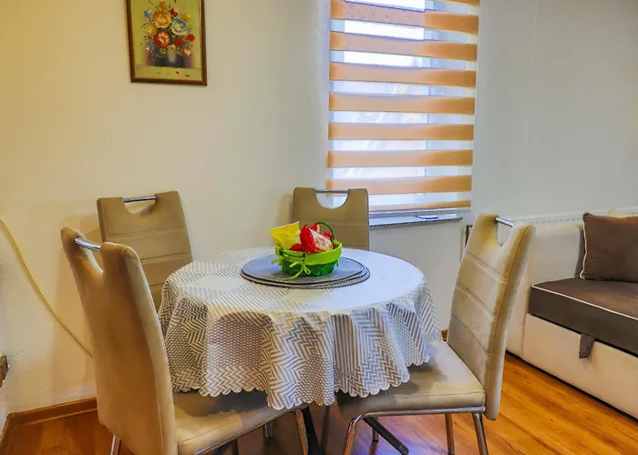 Ozimice 2 Apartman *